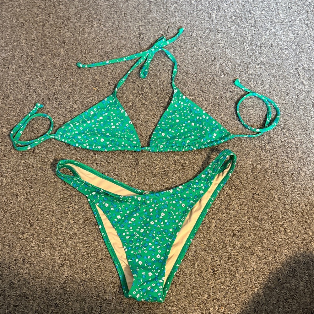 Cotton on Green Floral Bikini Set